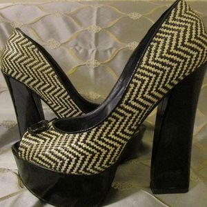 Liliana Bidart Platform Heel